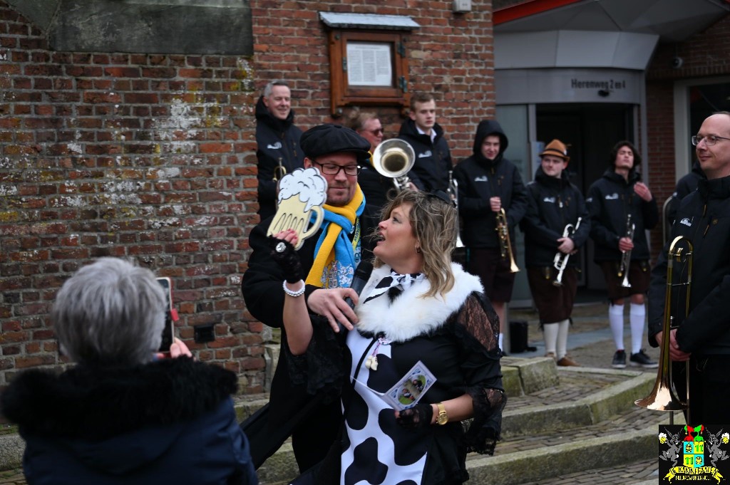 ../Images/Boerenbruiloft gemeentehuis 2023 064.jpg